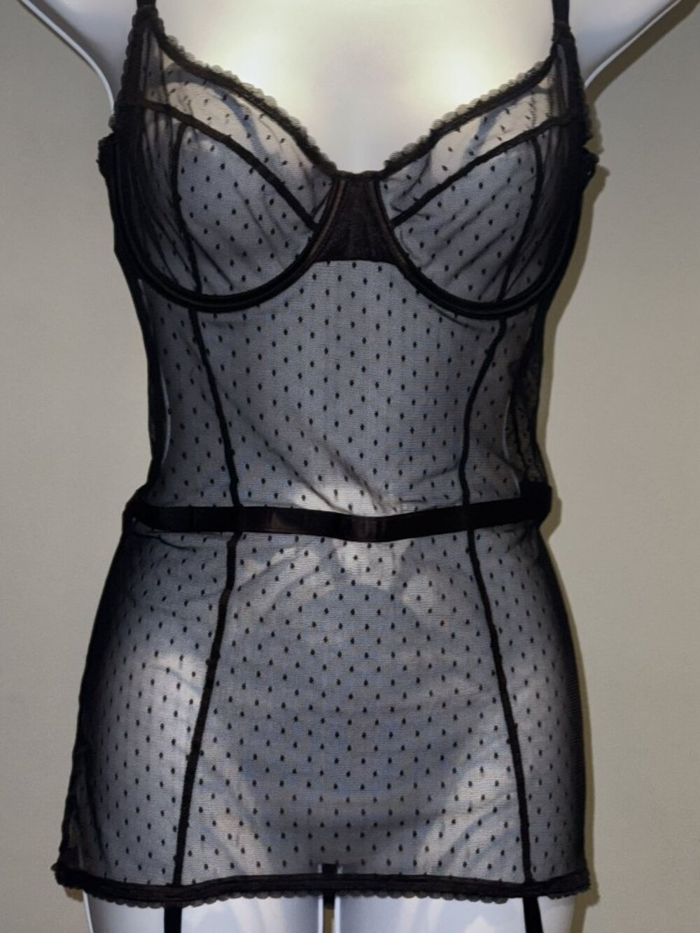 Victoria’s Secret Black Swiss Dot Mesh Underwire Garter Slip L